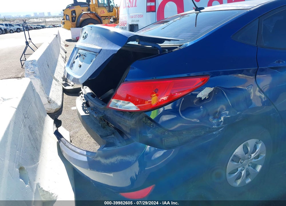 2015 HYUNDAI ACCENT VIN: KMHCT4AE6FU918113