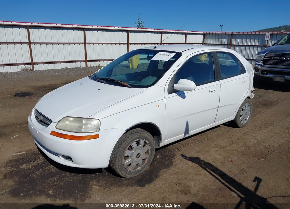 2005 CHEVROLET AVEO LS VIN: KL1TD52615B377827