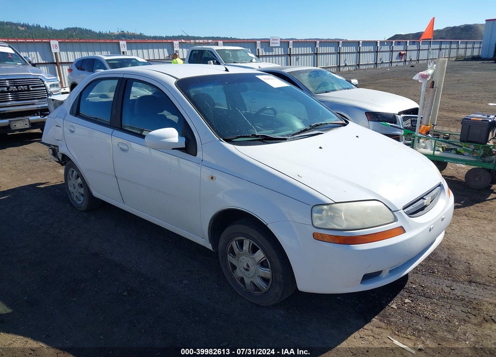 2005 CHEVROLET AVEO LS VIN: KL1TD52615B377827