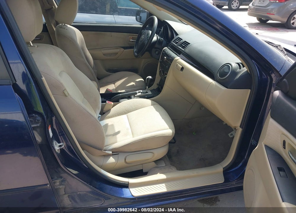 2008 MAZDA 3 I TOURING VALUE VIN: JM1BK32FX81133277