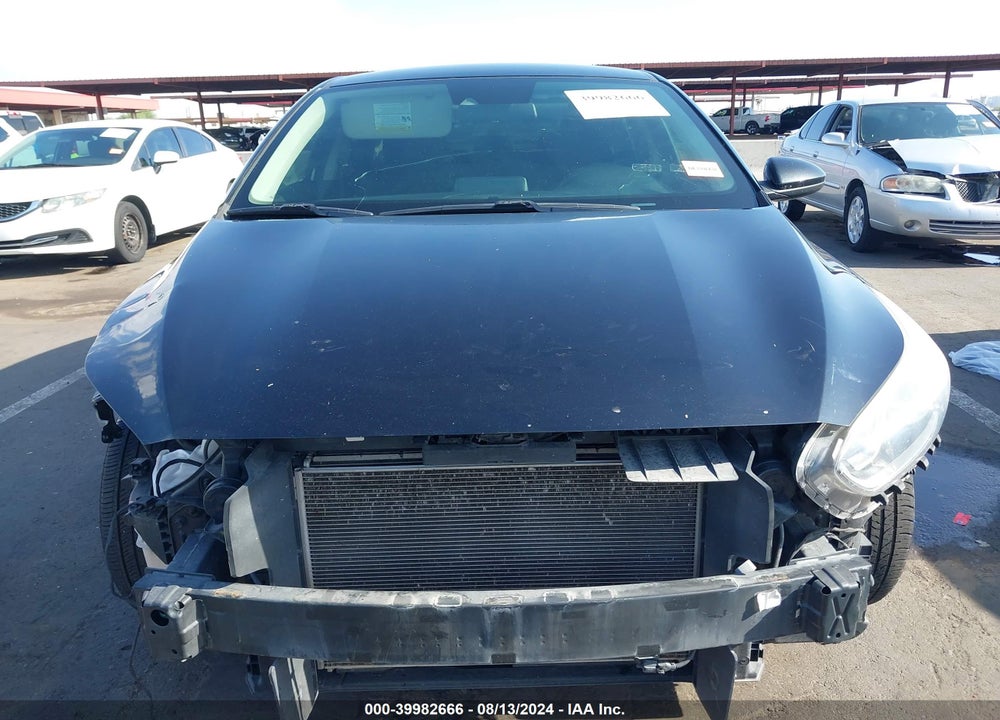 2019 KIA FORTE LXS VIN: 3KPF24AD7KE029650