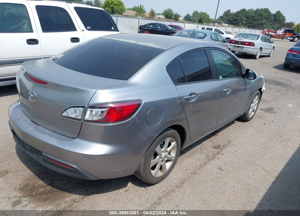 2010 MAZDA 3 I TOURING VIN: JM1BL1SG3A1141074