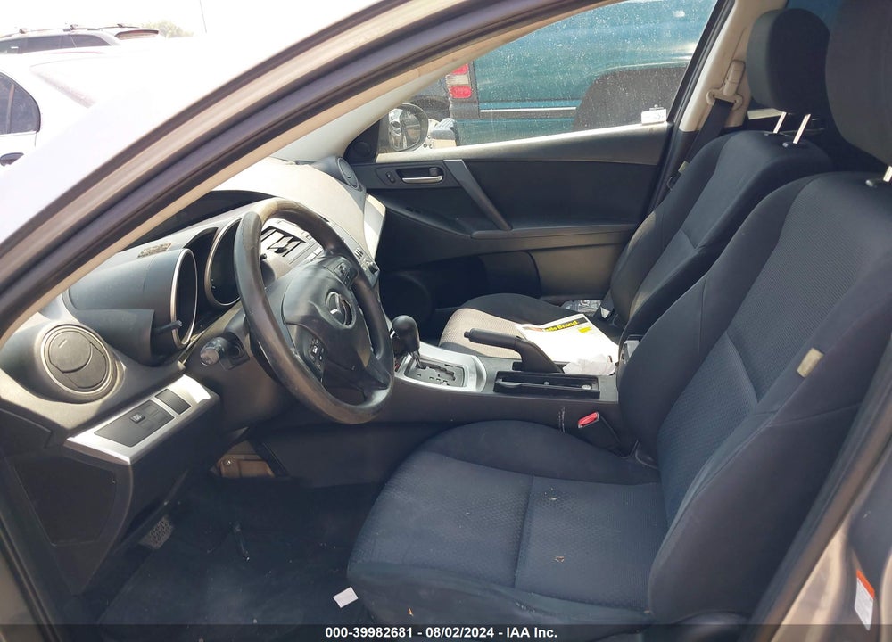 2010 MAZDA 3 I TOURING VIN: JM1BL1SG3A1141074