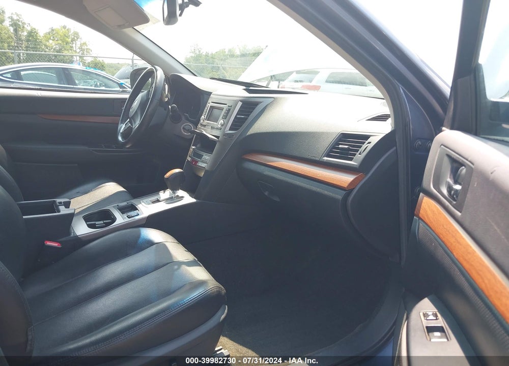 2014 SUBARU OUTBACK 2.5I LIMITED VIN: 4S4BRBLC7E3310941