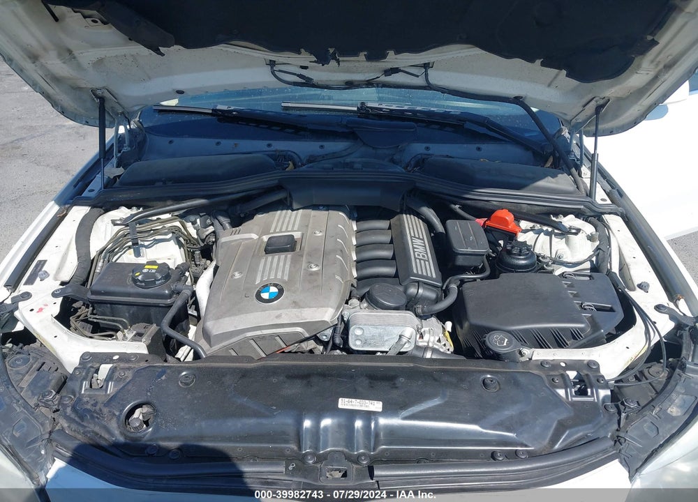 2006 BMW 525I VIN: WBANE53516CK82326