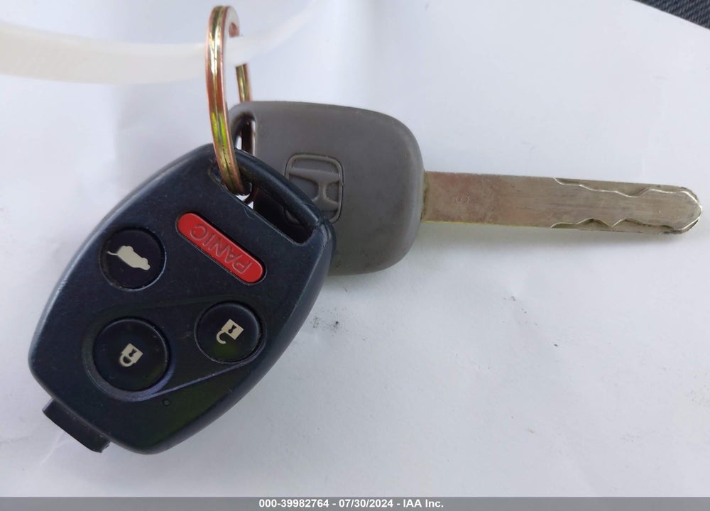 2009 HONDA PILOT LX VIN: 5FNYF48229B042442