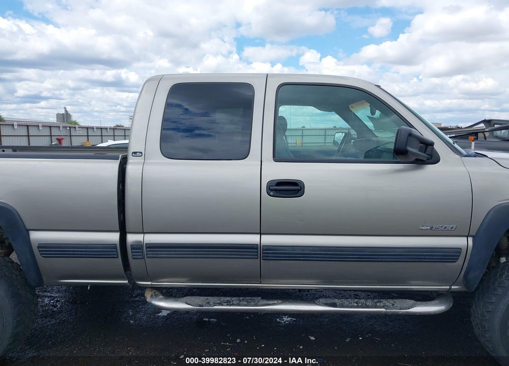 1999 CHEVROLET SILVERADO 1500 LS VIN: 2GCEK19T8X1186792