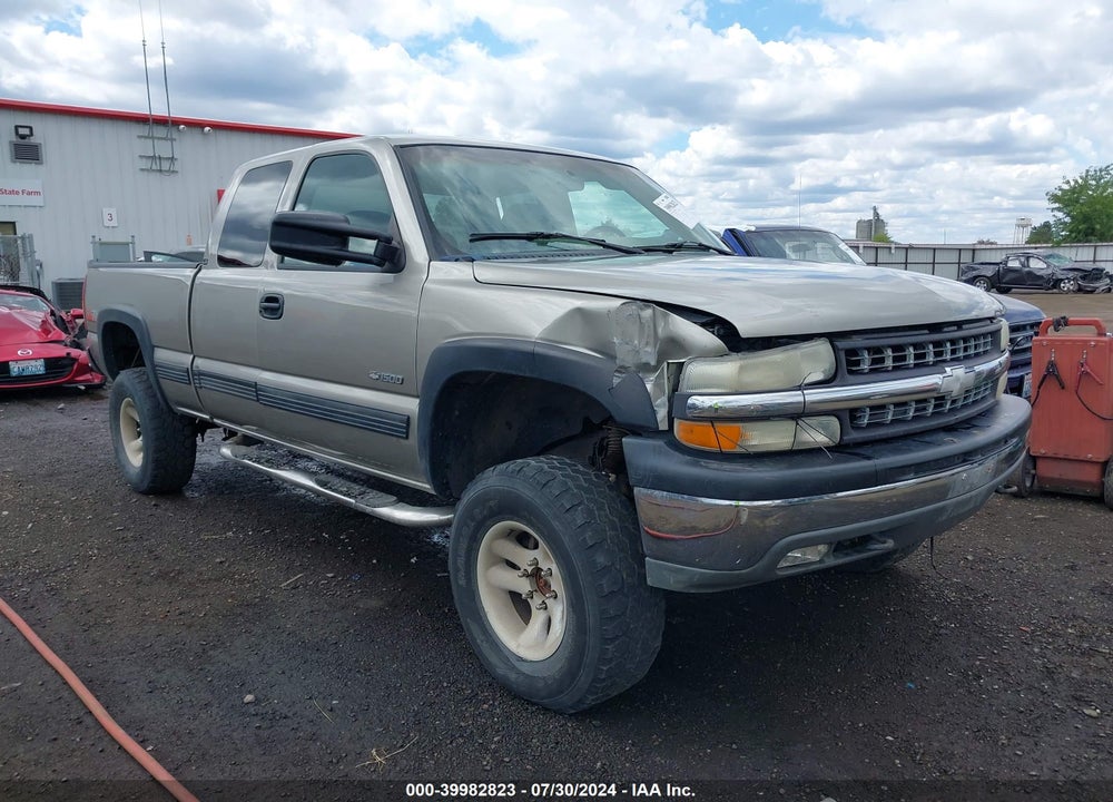1999 CHEVROLET SILVERADO 1500 LS VIN: 2GCEK19T8X1186792