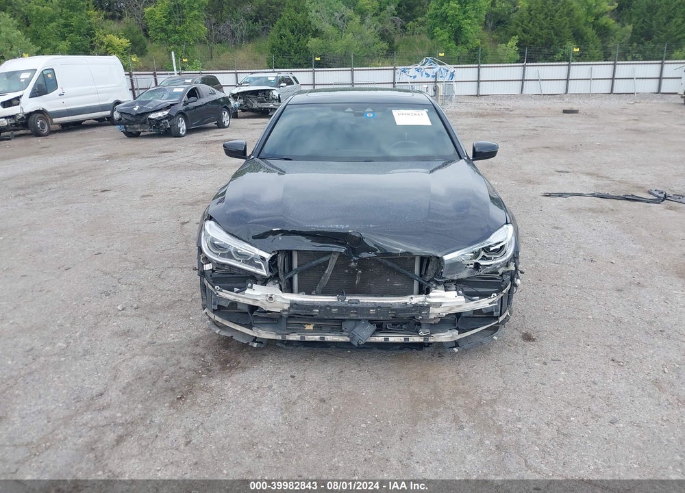 2017 BMW ALPINA B7 XDRIVE VIN: WBA7F2C5XHG422700