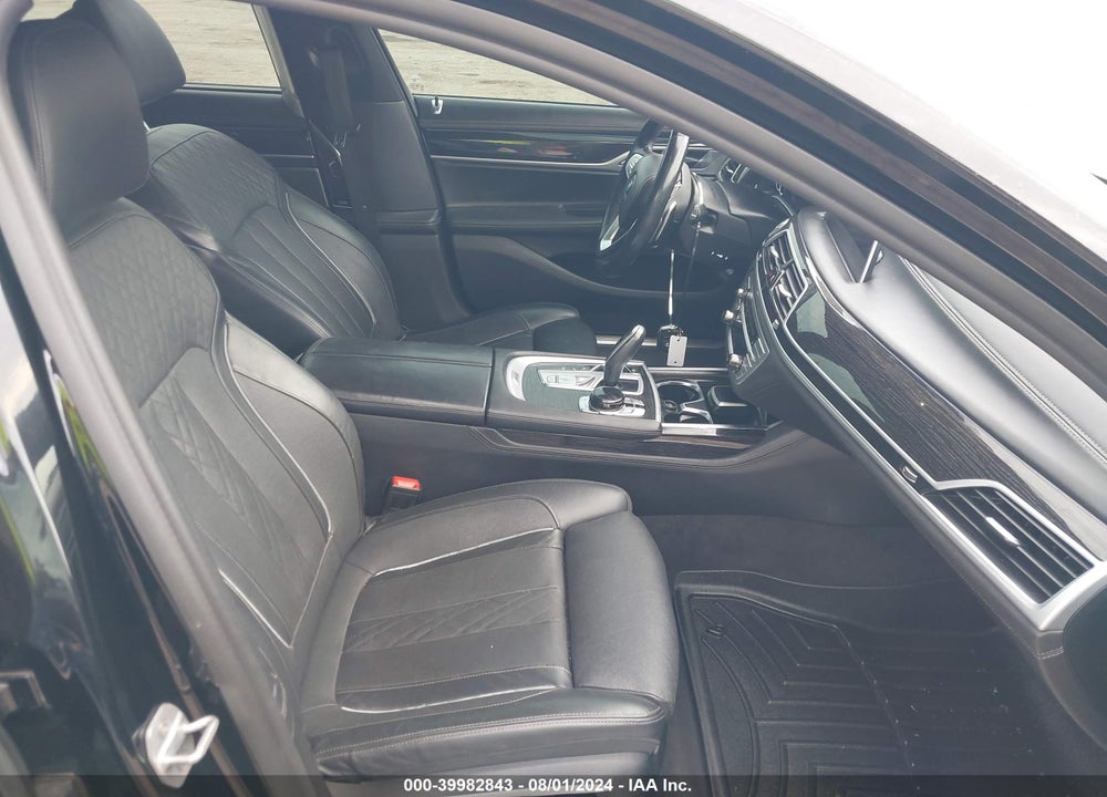 2017 BMW ALPINA B7 XDRIVE VIN: WBA7F2C5XHG422700
