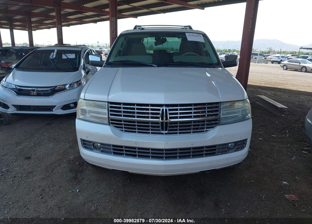 2011 LINCOLN NAVIGATOR VIN: 5LMJJ2H56BEJ05010