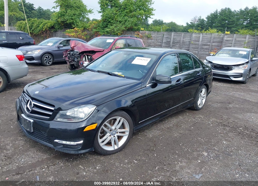 2014 MERCEDES-BENZ C 300 LUXURY 4MATIC/SPORT 4MATIC VIN: WDDGF8AB3ER305254