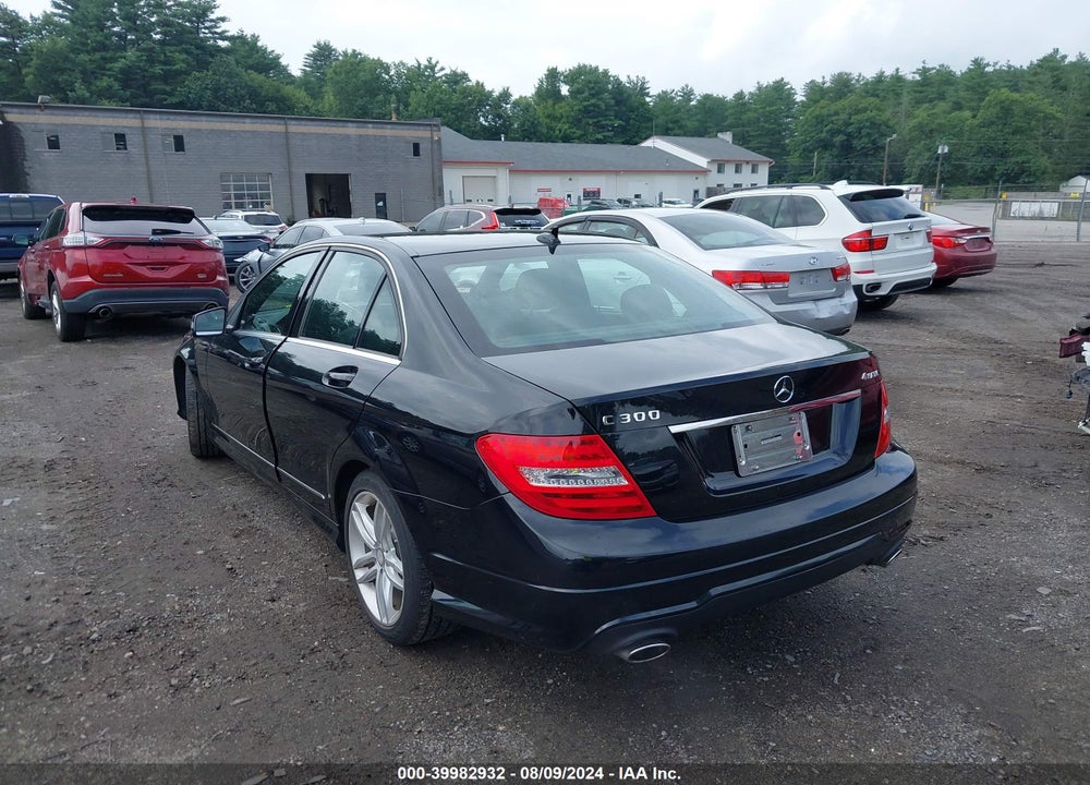 2014 MERCEDES-BENZ C 300 LUXURY 4MATIC/SPORT 4MATIC VIN: WDDGF8AB3ER305254
