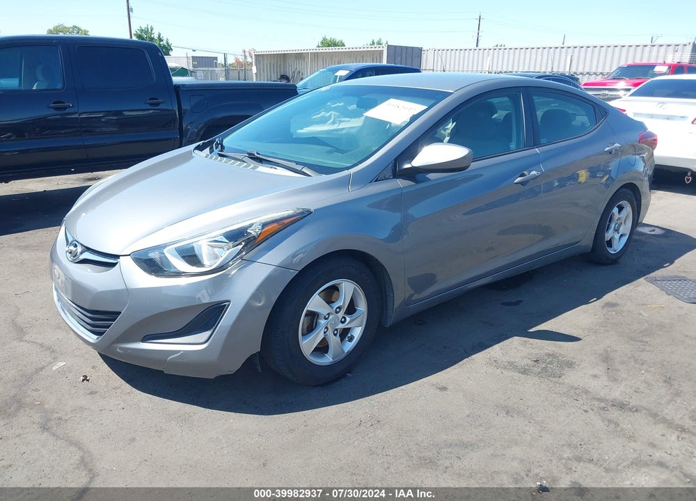 2014 HYUNDAI ELANTRA SE VIN: 5NPDH4AE2EH465157