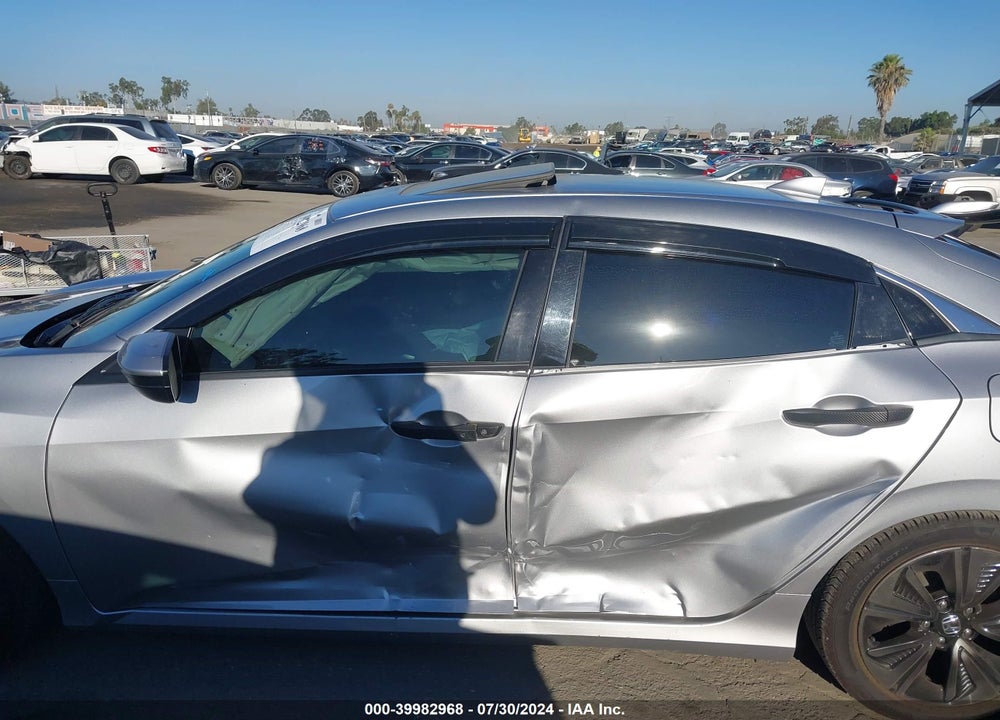 2018 HONDA CIVIC EX VIN: SHHFK7H53JU424416