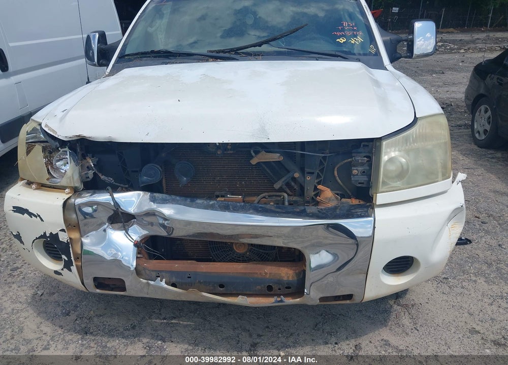 2004 NISSAN TITAN SE VIN: 1N6AA07A54N528915