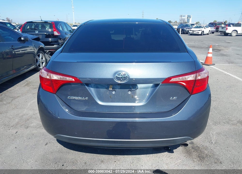 2019 TOYOTA COROLLA LE VIN: 2T1BURHE8KC241993