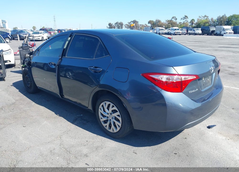 2019 TOYOTA COROLLA LE VIN: 2T1BURHE8KC241993