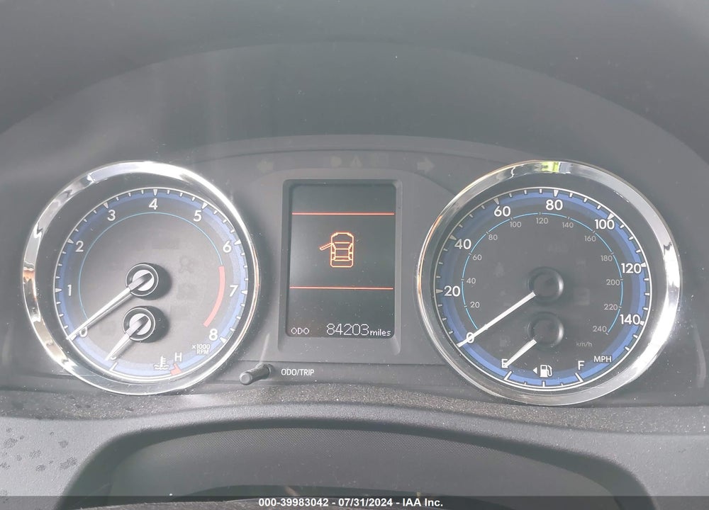 2019 TOYOTA COROLLA LE VIN: 2T1BURHE8KC241993