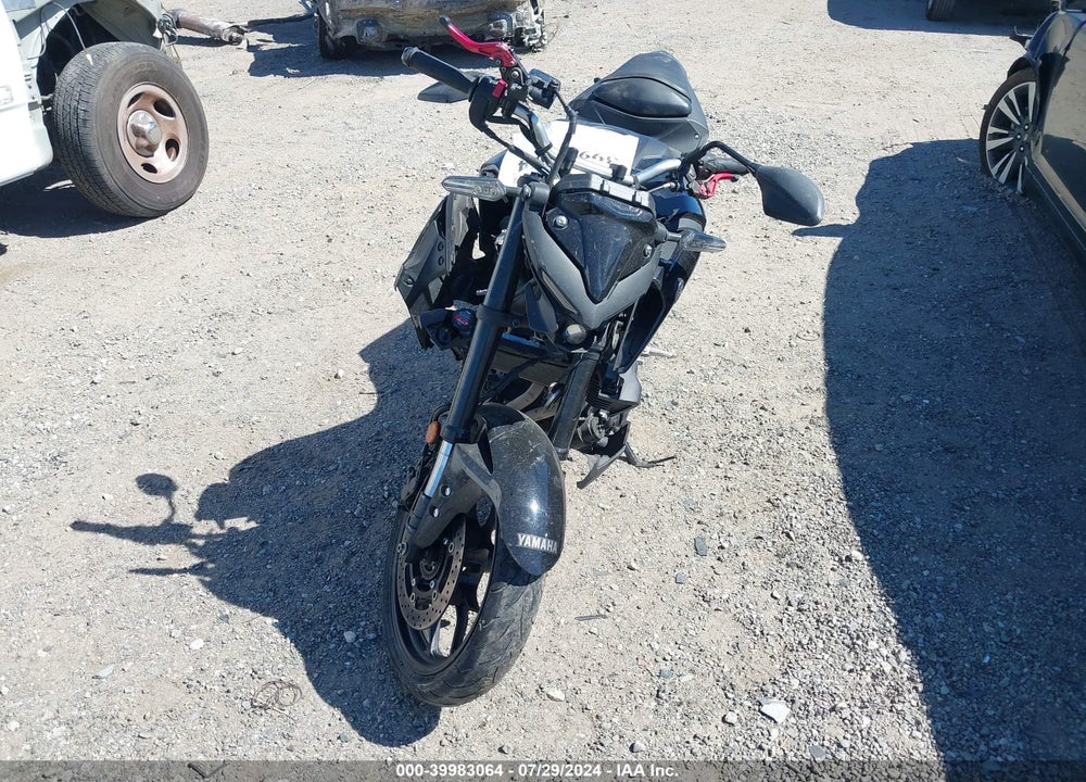 2020 YAMAHA MT-03 VIN: MH3RH20Y8LK001151