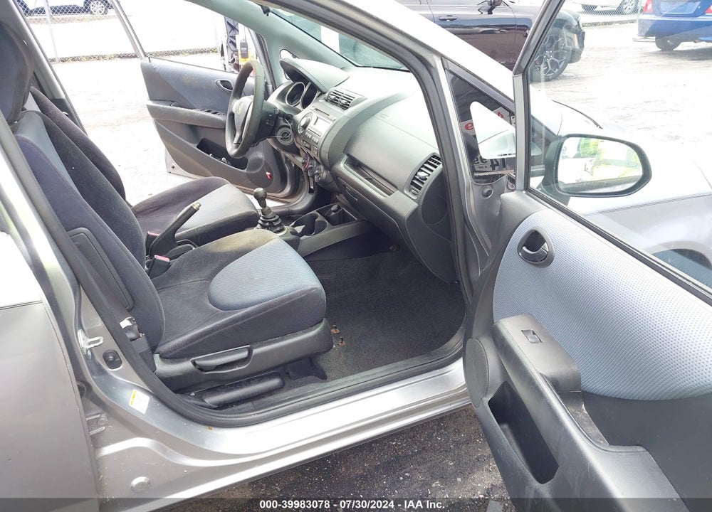 2008 HONDA FIT VIN: JHMGD37448S072072