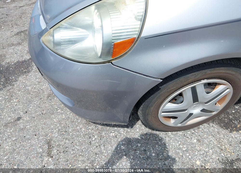 2008 HONDA FIT VIN: JHMGD37448S072072