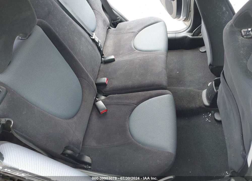 2008 HONDA FIT VIN: JHMGD37448S072072