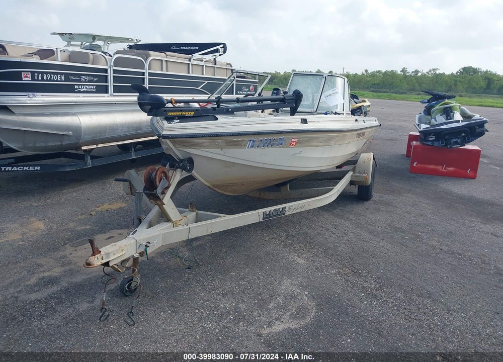 1999 CRESTLINER OTHER VIN: N0R44158D596