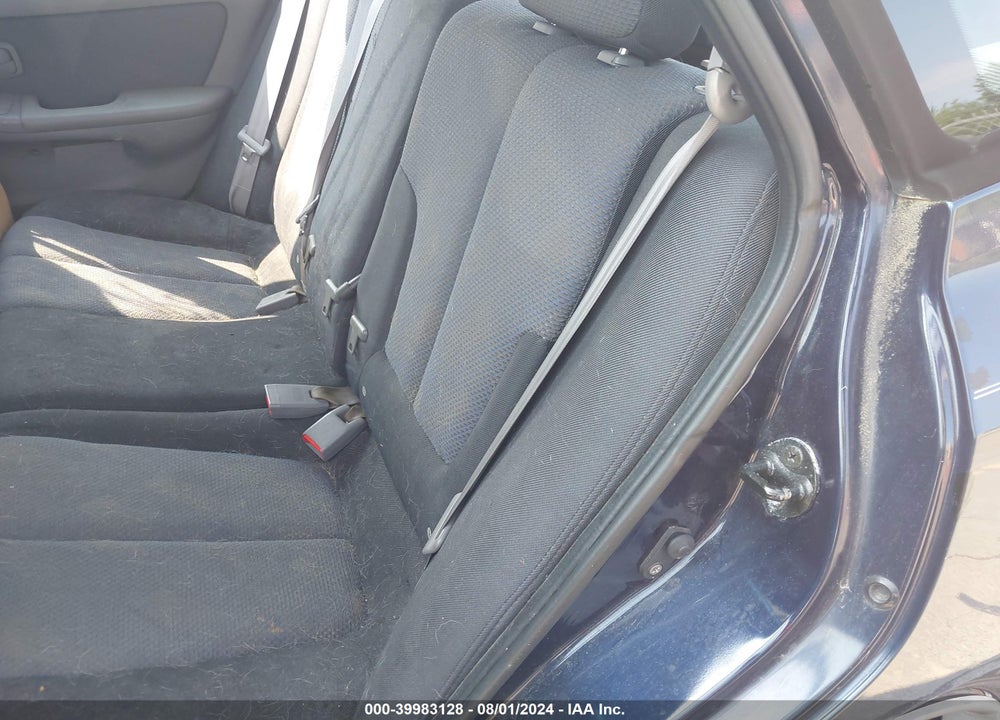 2005 HYUNDAI ELANTRA VIN: KMHDN56DX5U148291
