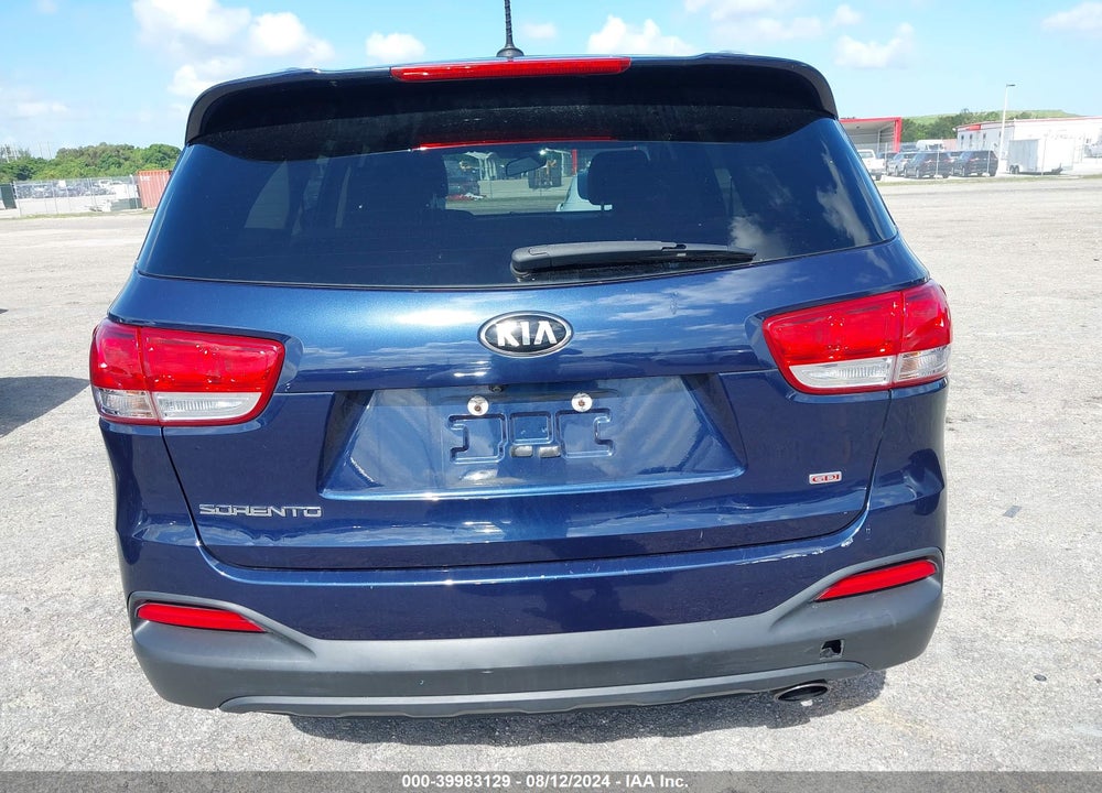 2017 KIA SORENTO 2.4L LX VIN: 5XYPGDA35HG303484