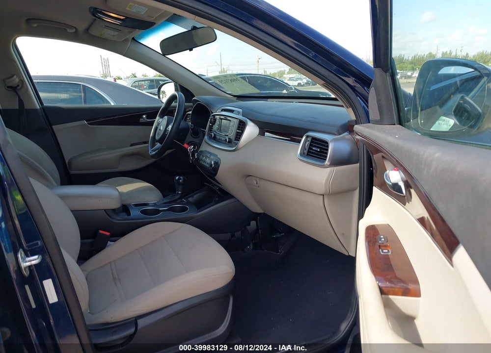 2017 KIA SORENTO 2.4L LX VIN: 5XYPGDA35HG303484