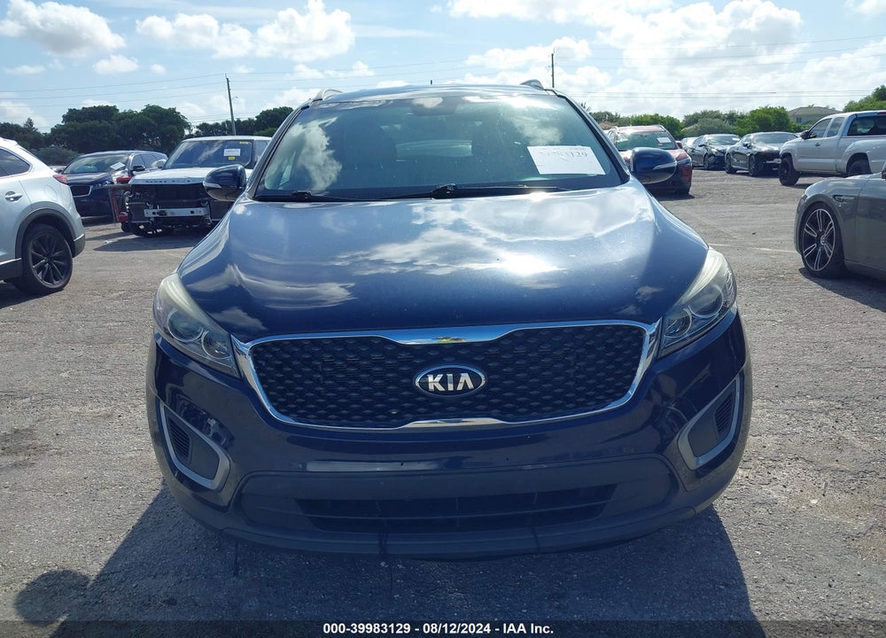 2017 KIA SORENTO 2.4L LX VIN: 5XYPGDA35HG303484