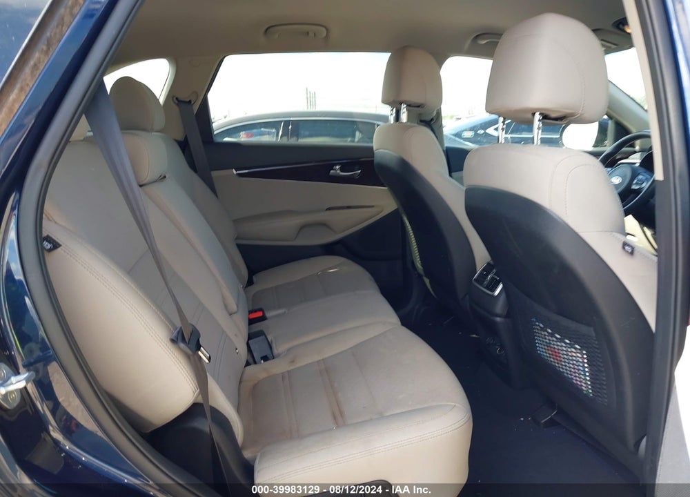 2017 KIA SORENTO 2.4L LX VIN: 5XYPGDA35HG303484