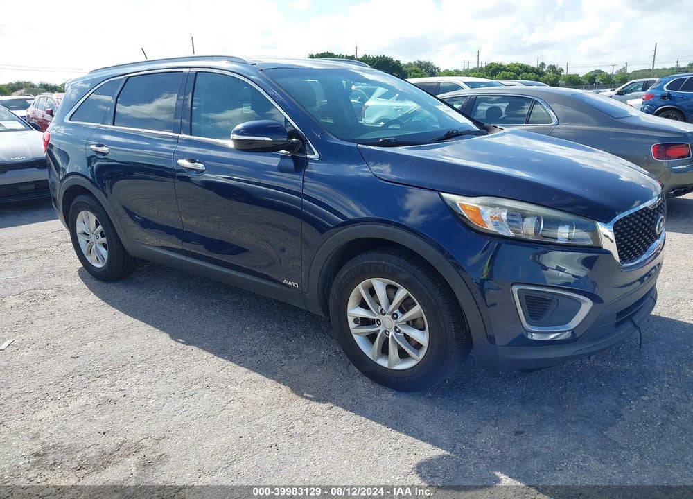 2017 KIA SORENTO 2.4L LX VIN: 5XYPGDA35HG303484