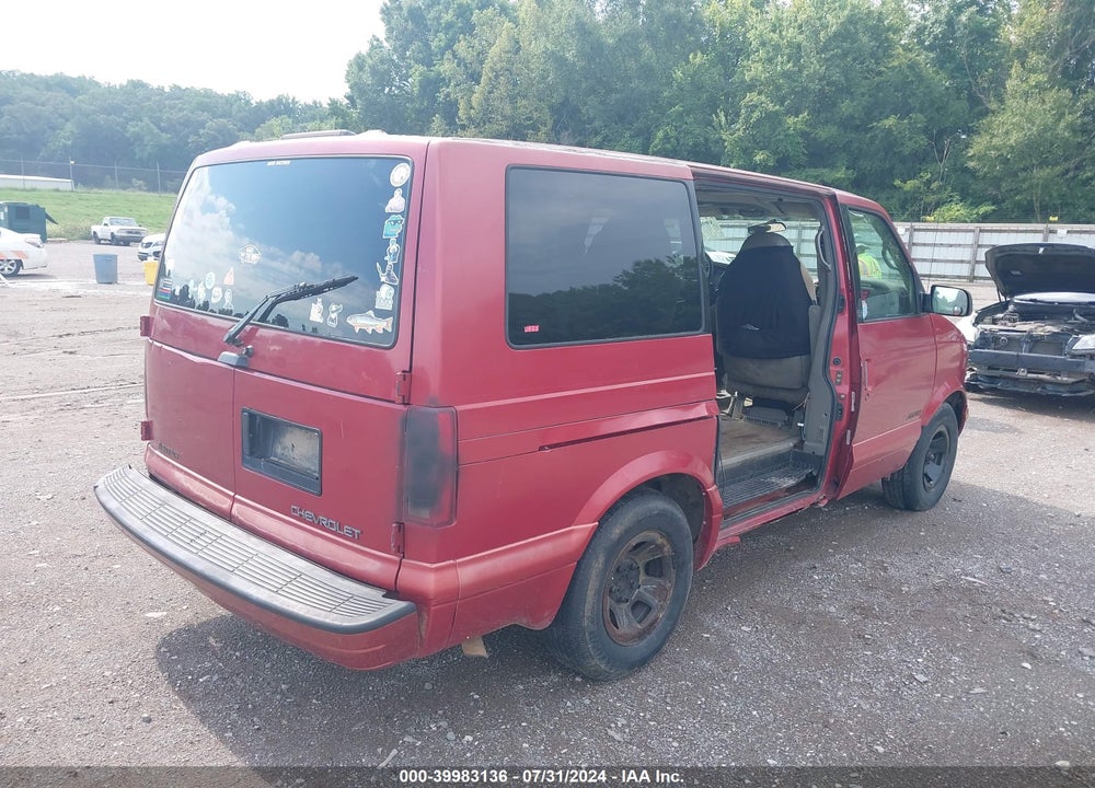1998 CHEVROLET ASTRO VIN: 1GNDM19WXWB205980