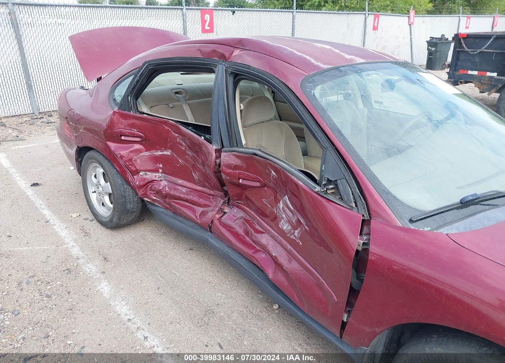 2005 FORD TAURUS SE VIN: 1FAFP53U35A120240