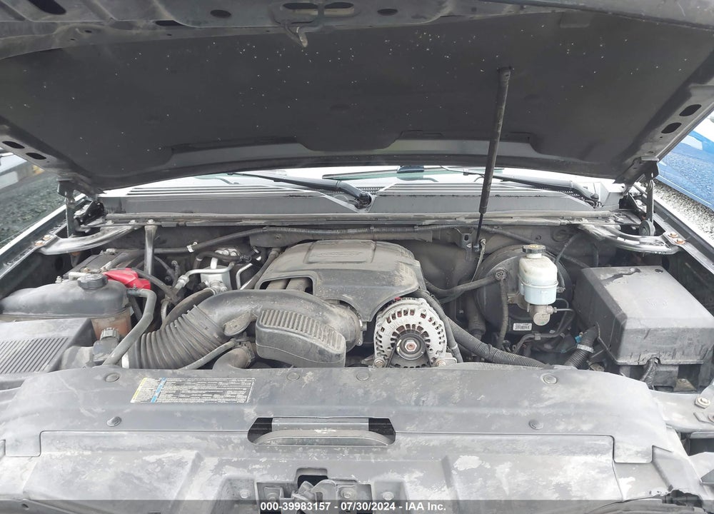 2010 CHEVROLET TAHOE LS VIN: 1GNUKAE03AR127646