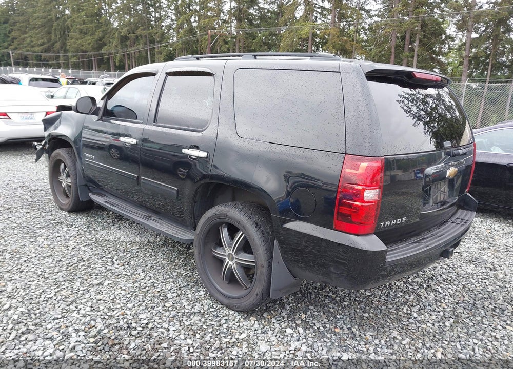 2010 CHEVROLET TAHOE LS VIN: 1GNUKAE03AR127646
