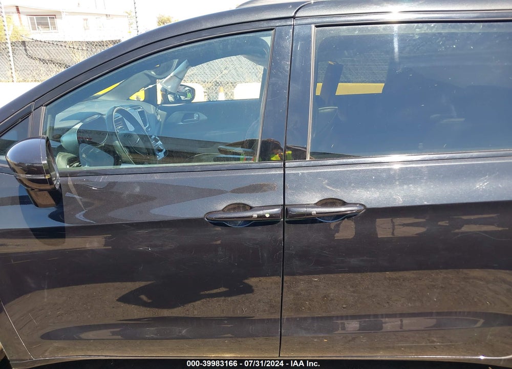 2018 CHRYSLER PACIFICA LIMITED VIN: 2C4RC1GG9JR358194