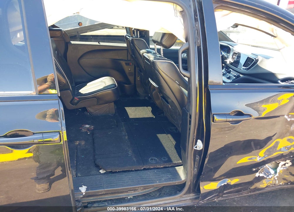2018 CHRYSLER PACIFICA LIMITED VIN: 2C4RC1GG9JR358194