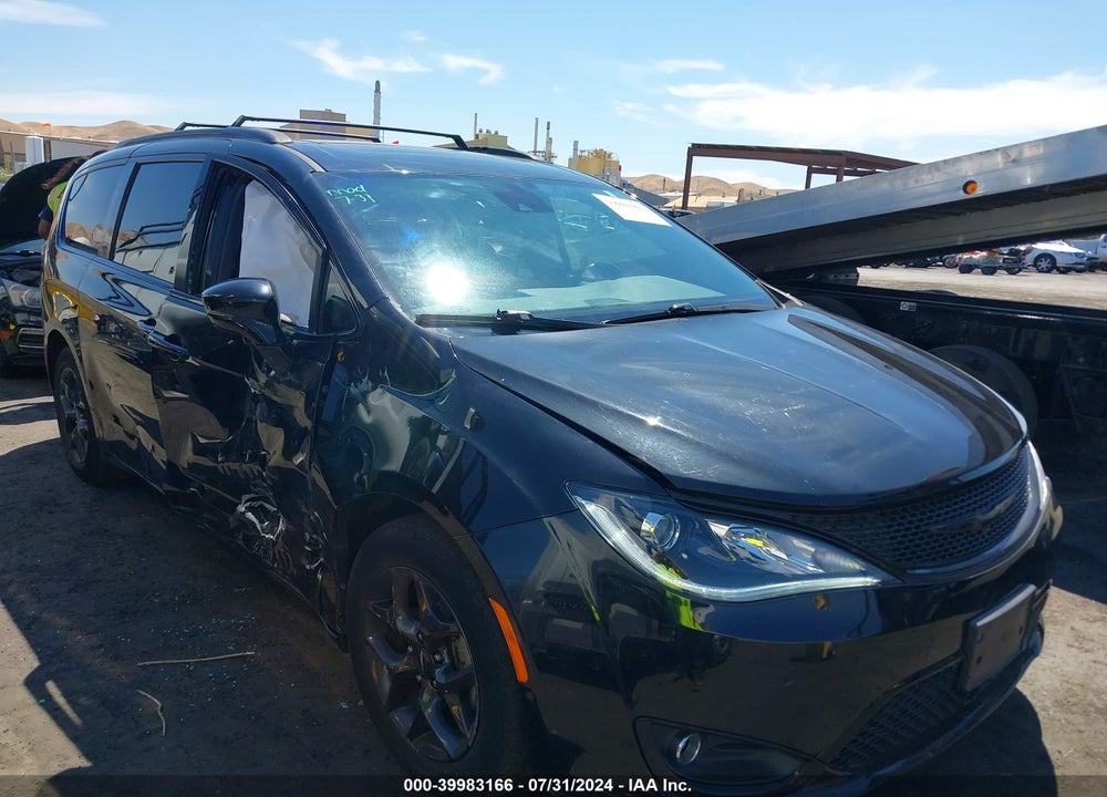 2018 CHRYSLER PACIFICA LIMITED VIN: 2C4RC1GG9JR358194