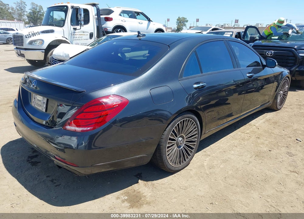 2014 MERCEDES-BENZ S 550 VIN: WDDUG8CB5EA006988