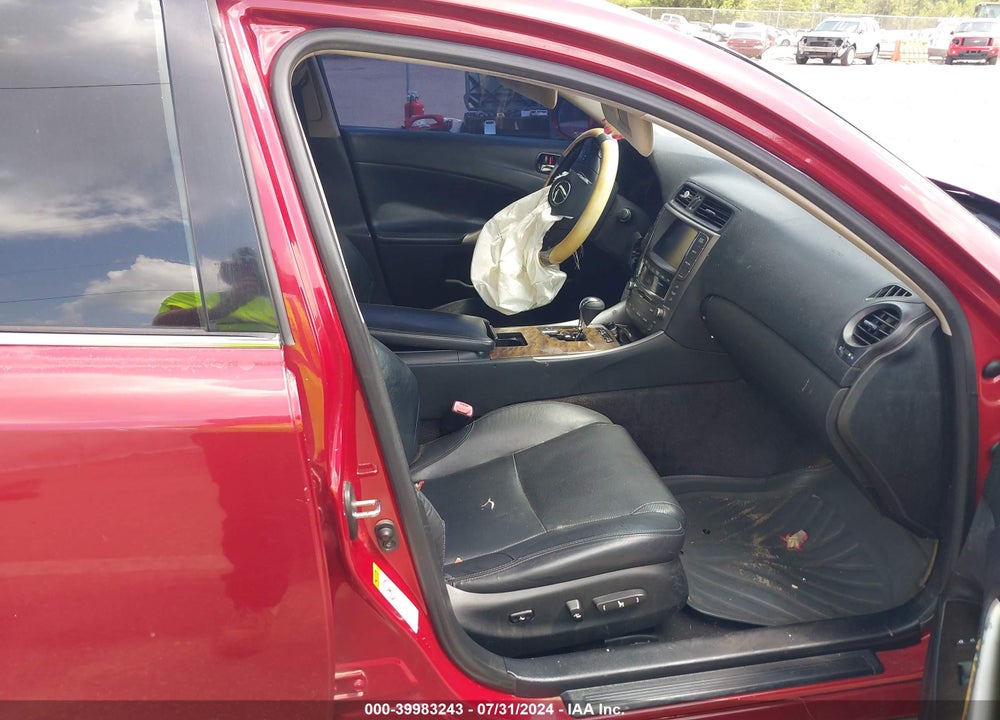 2009 LEXUS IS 250 VIN: JTHBK262095097786