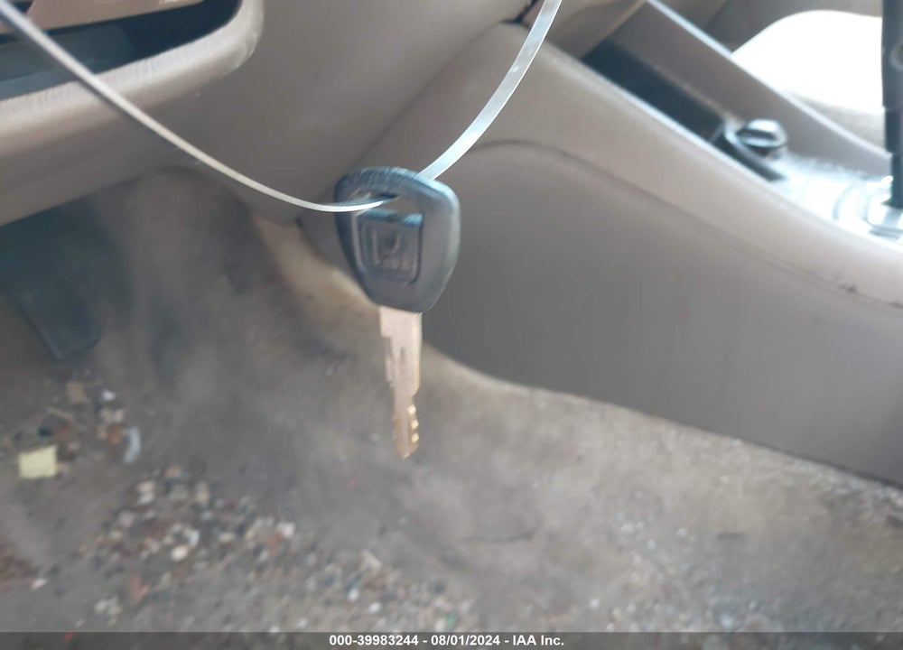2001 HONDA ACCORD 3.0 LX VIN: 1HGCG16491A010175