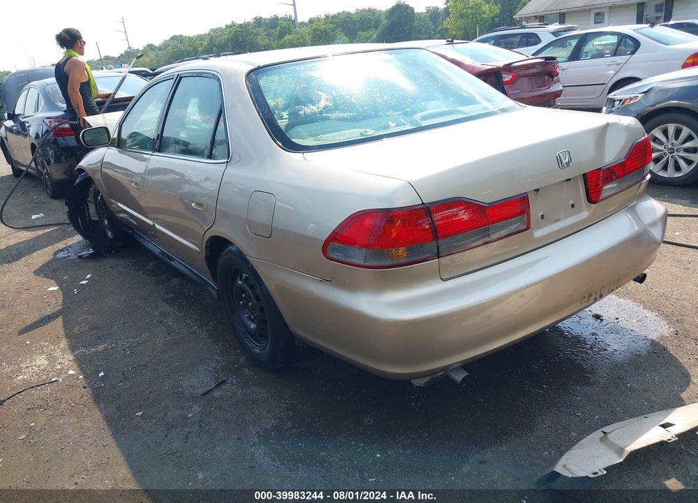 2001 HONDA ACCORD 3.0 LX VIN: 1HGCG16491A010175