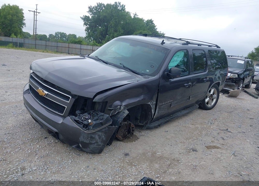 2010 CHEVROLET SUBURBAN 1500 LT1 VIN: 1GNUKJE38AR188971