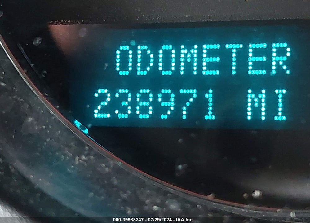 2010 CHEVROLET SUBURBAN 1500 LT1 VIN: 1GNUKJE38AR188971