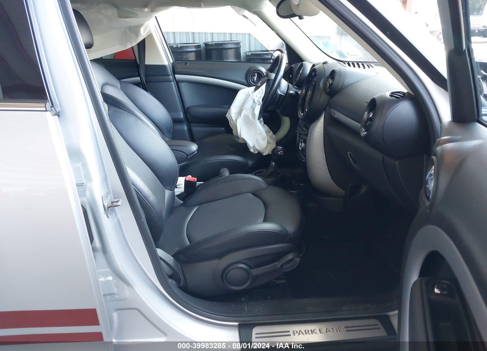 2016 MINI COUNTRYMAN COOPER S VIN: WMWZC5C50GWU04956