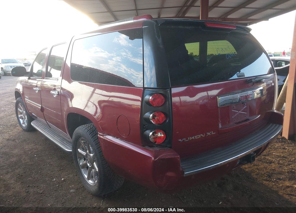 2007 GMC YUKON XL 1500 DENALI VIN: 1GKFK66827J305013