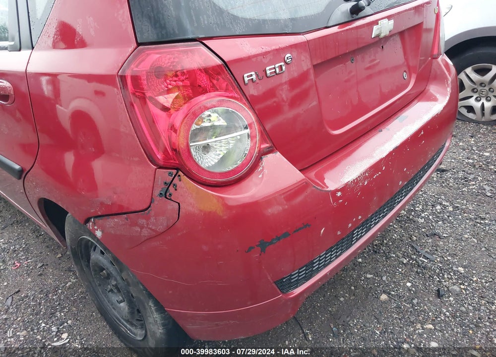 2011 CHEVROLET AVEO 1LT VIN: KL1TD6DE0BB137271